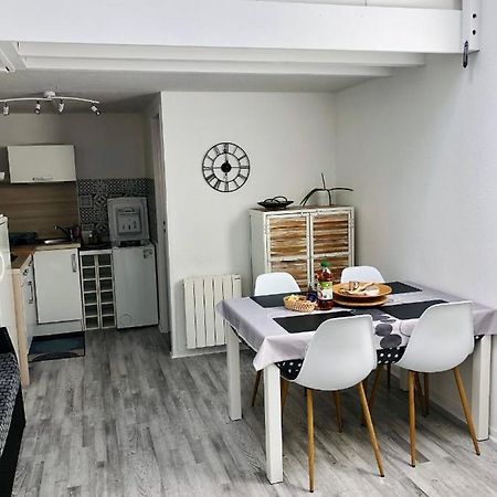 Appartement Duplex Lumineux Idealement Situe Ares Dış mekan fotoğraf